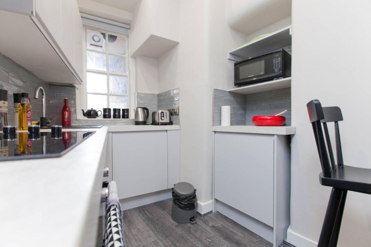 Apartment Stylish Royal Mile With Balcony EDI