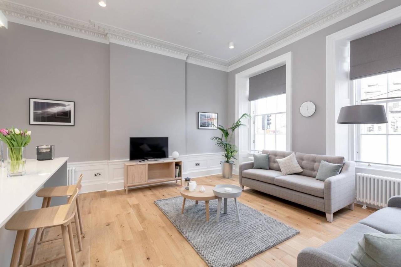 Joivy Spacious And Bright 1bed Apt, Short Walk From Princes Street Apartment