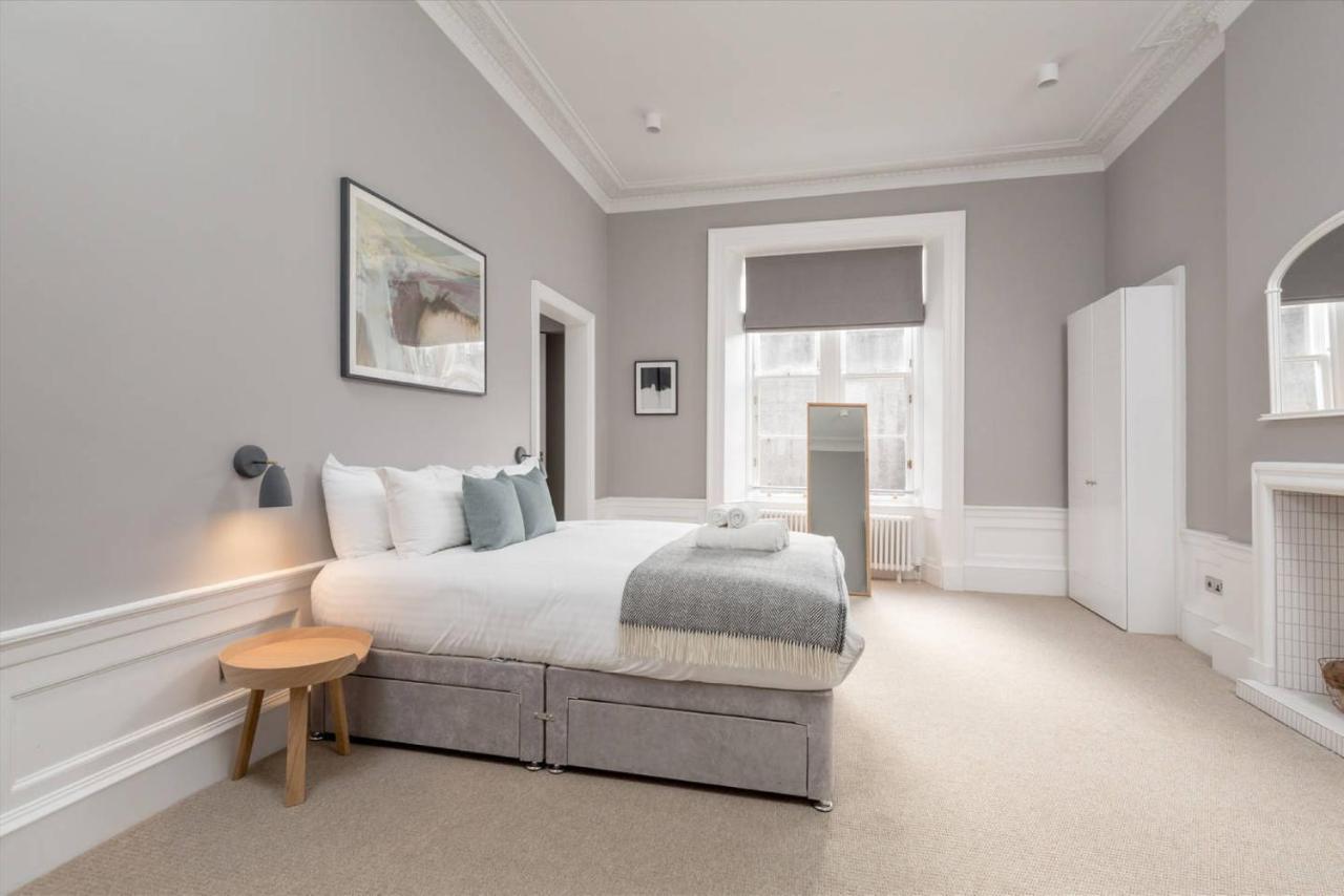 Joivy Spacious And Bright 1bed Apt, Short Walk From Princes Street
