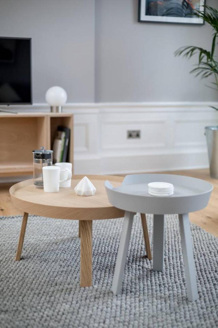 Joivy Spacious And Bright 1bed Apt, Short Walk From Princes Street Apartment