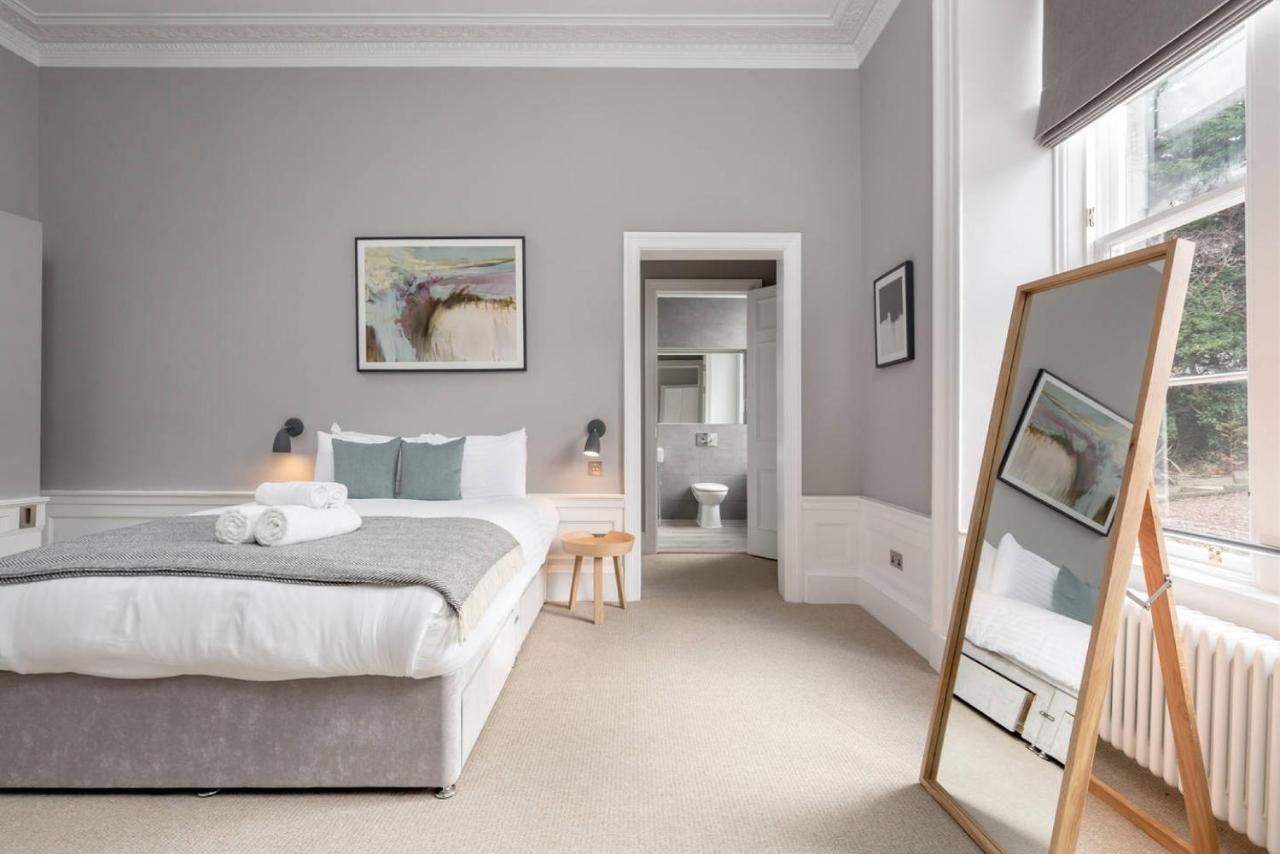 Joivy Spacious And Bright 1bed Apt, Short Walk From Princes Street Apartment *