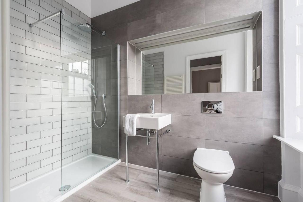 Joivy Spacious And Bright 1bed Apt, Short Walk From Princes Street *