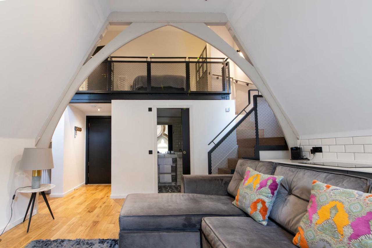 Linton Collection - Blackfriars Lofts Apartment Edinburgh