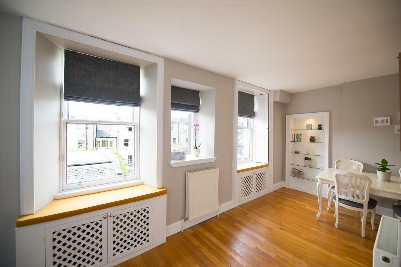 Boutique City Centre 1 Bed Apartment Edinburgh