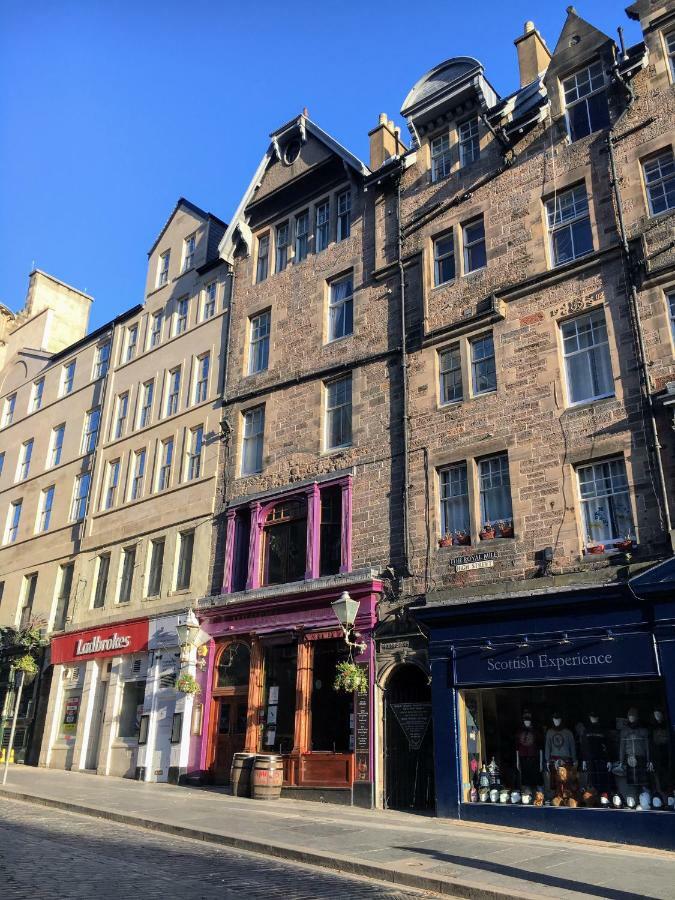 Bailie Royal Mile *
