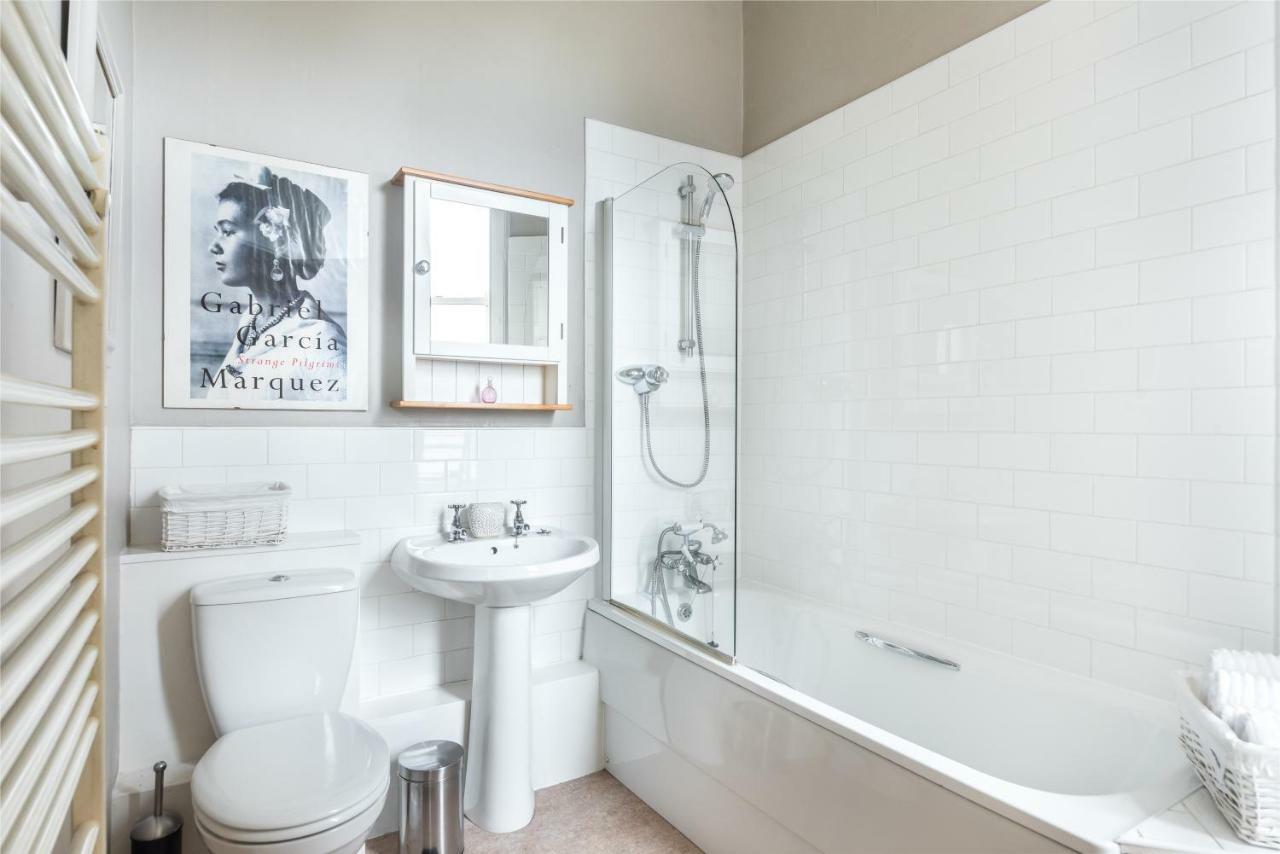 Spacious & Unique 1 Bed With Wifi * Edinburgh