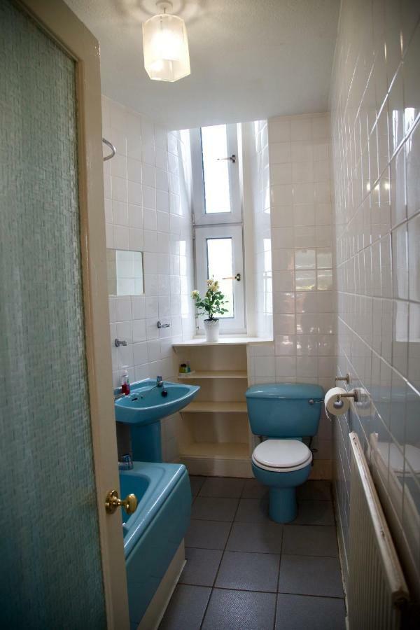 Victorian 3 Bedroom With Free Parking And Private Garden * Edinburgh