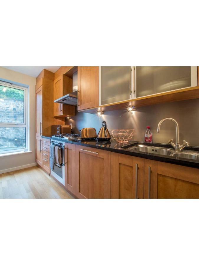 And Stylish One Bedroom Appartement *