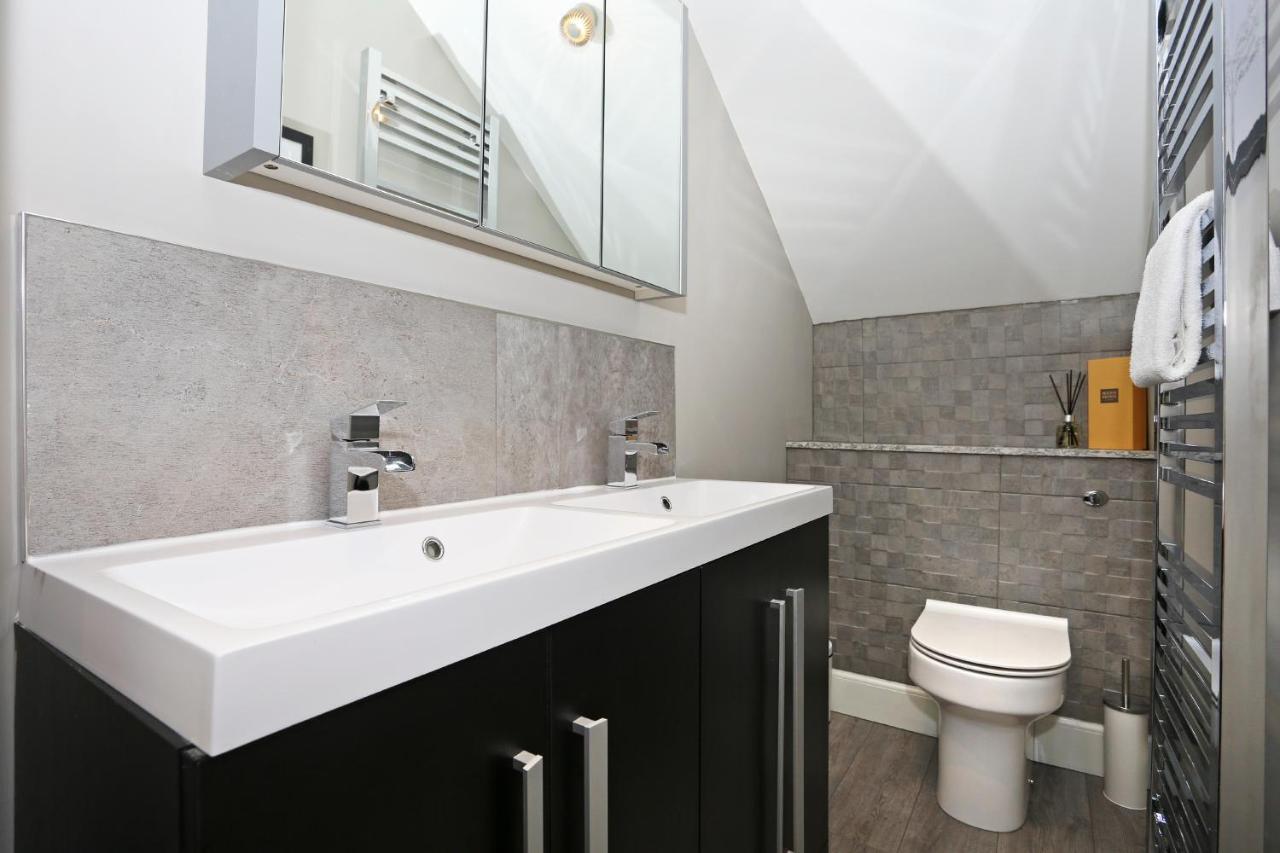 Appartement Altido Stunning 2br Apt With Private Entrance In New Town