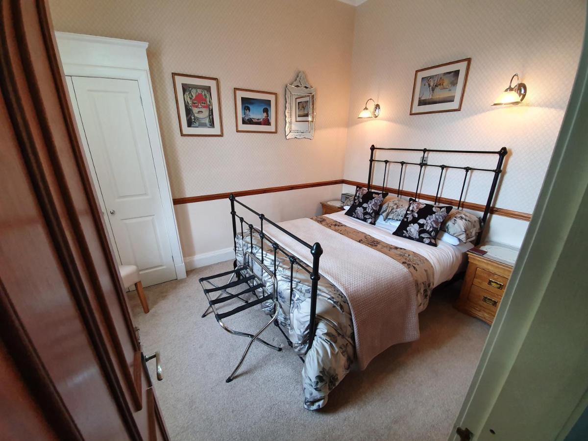 Guest house Lauderville 4*