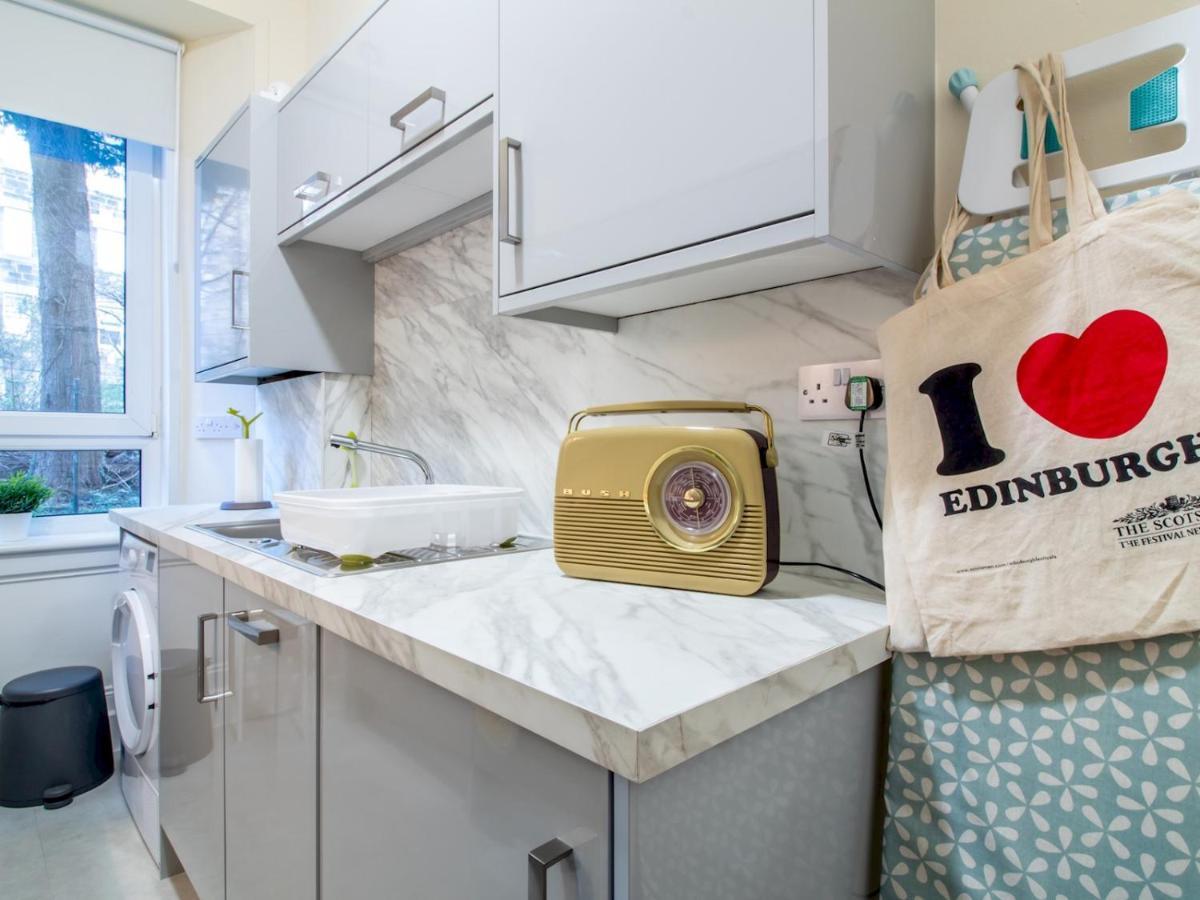 Stylish & Charming Retreat For 2- Centre! * EDI