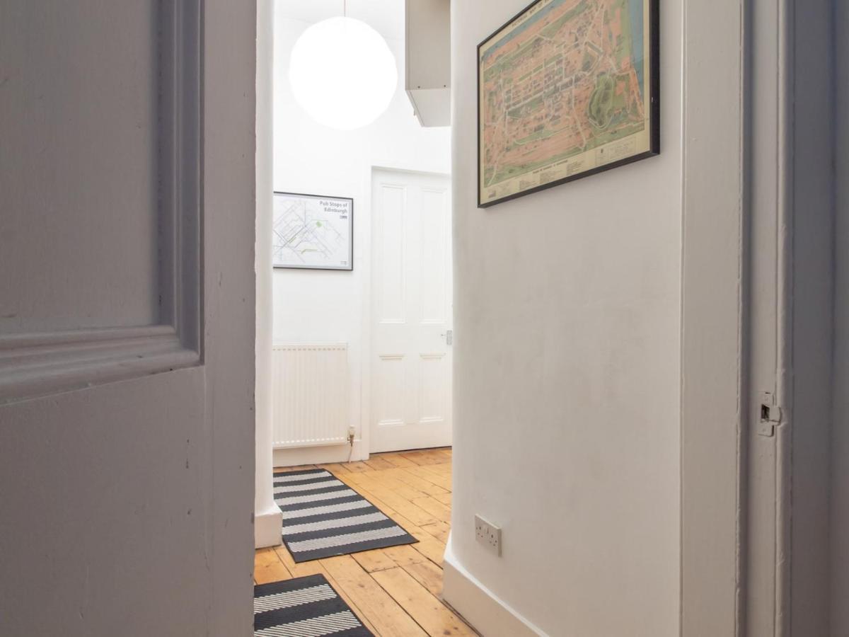 Stylish & Charming Retreat For 2- Centre! Apartment EDI