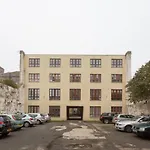 2 Bedroom Apartment By Leith\'S Shore