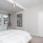 Pass The Keys Cosy And Spacious 2 Beds Flat With - Free Parking
