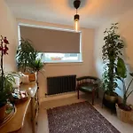 Private Room With Separate Shower And Free Parking