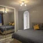 Edinburgh Lauriston 4 Bedroom 7 Beds Duplex