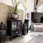 Joivy Exclusive Apartment At The Heart Of New Town