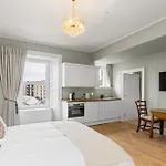 The Townhouse, Leith Aparthotel