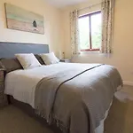 South Groathill - Lovely 2 Bed With Castle View