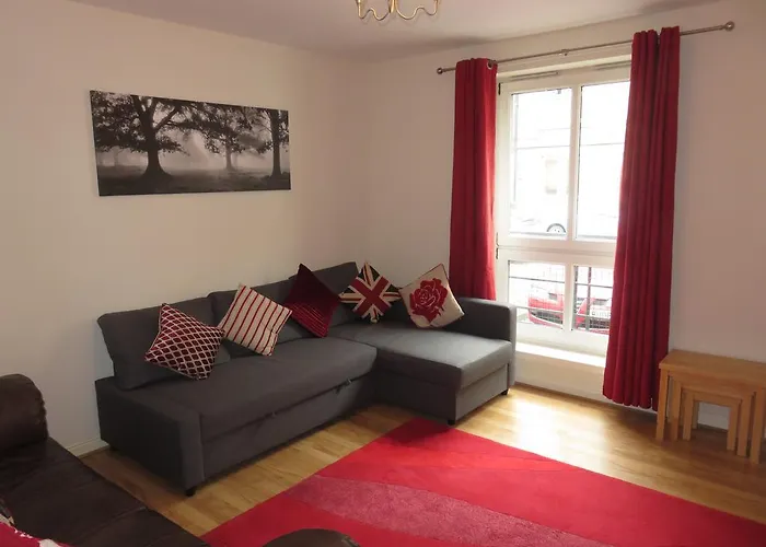 Waverley Park Apartment