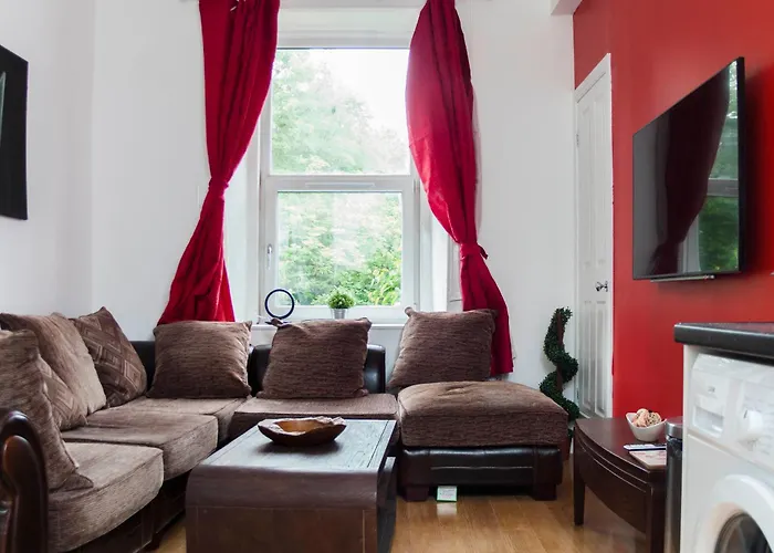 My Meadows, City Centre Apartment, Sunny&Spacious