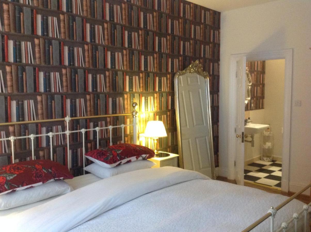 A In The City - West Guest house