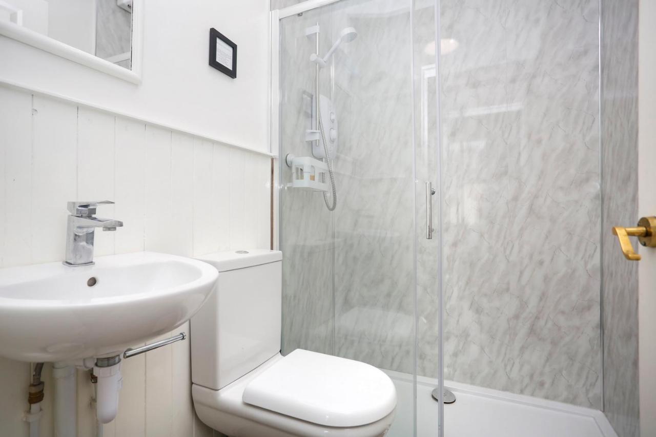 Emmaus Guest house Edinburgh
