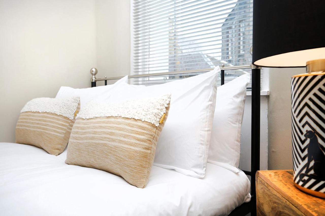 Joivy Modern In Stockbridge