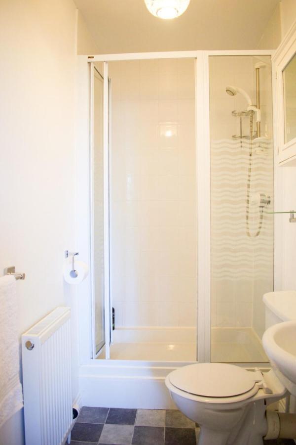 Apartment Peaceful 2 Bedroom Sleeps 5 Free Parking Edinburgh