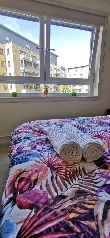 Modern 2 Bedrooms Flat Near Citycentre Sleep For 6 Appartement EDI