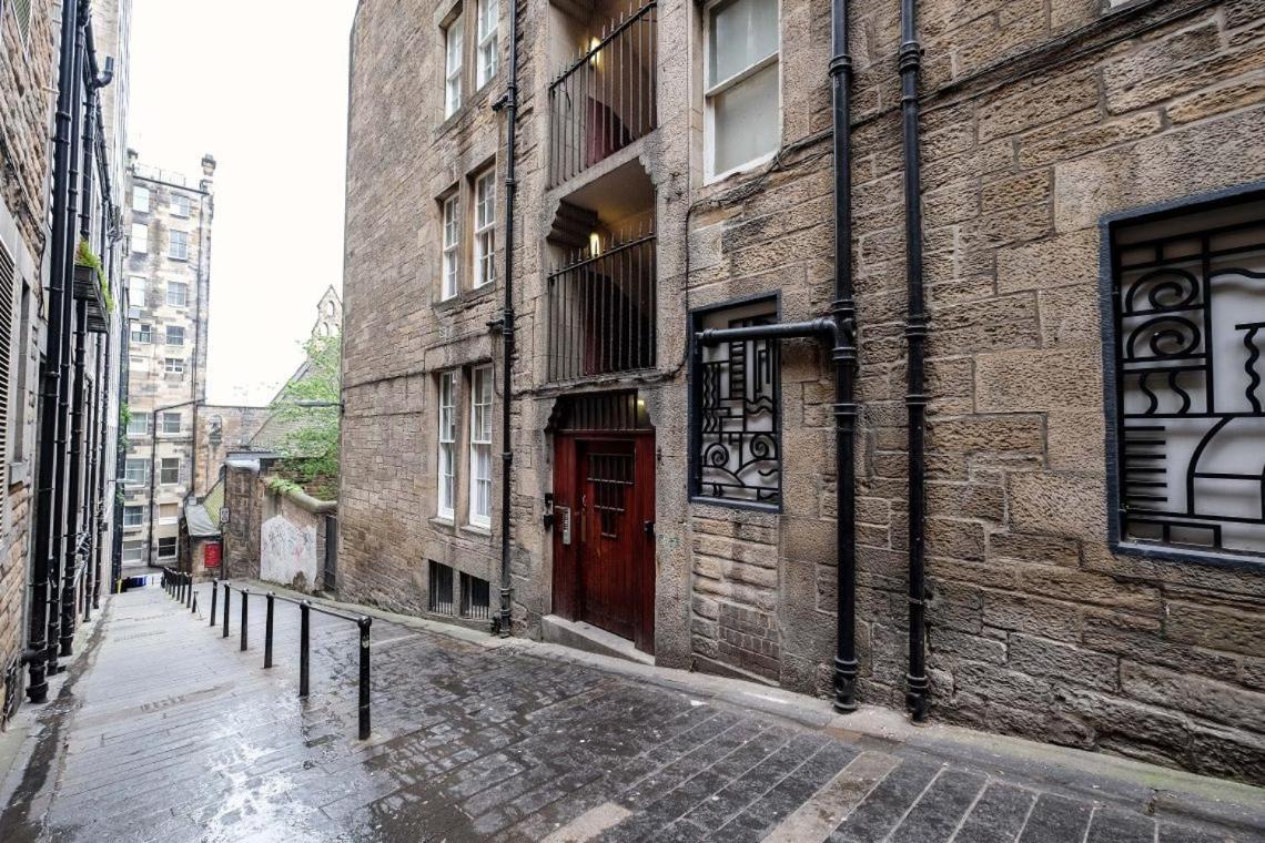 Luxury Royal Mile Boutique 2bedroom * Edinburgh