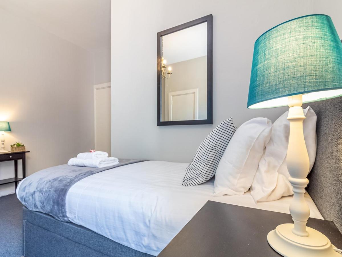 Apartment Pass The Keys Spacious And Homely Flat On The Royal Mile