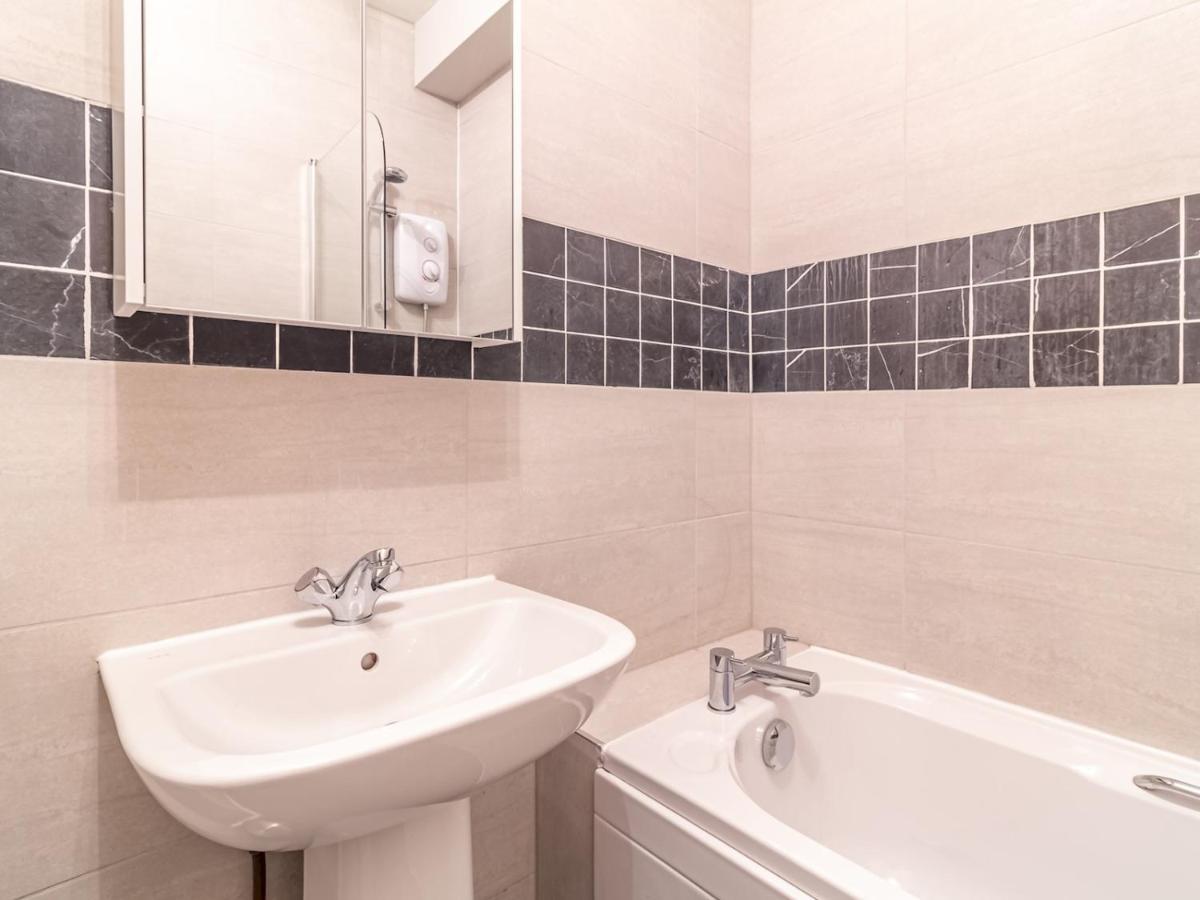 Apartment Pass The Keys Spacious And Homely Flat On The Royal Mile *