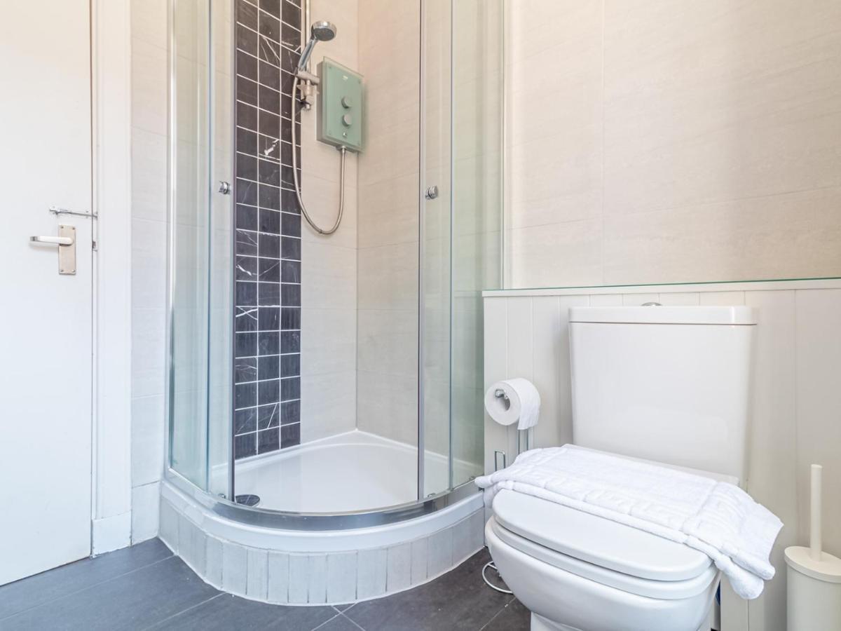 Apartment Pass The Keys Spacious And Homely Flat On The Royal Mile Edinburgh