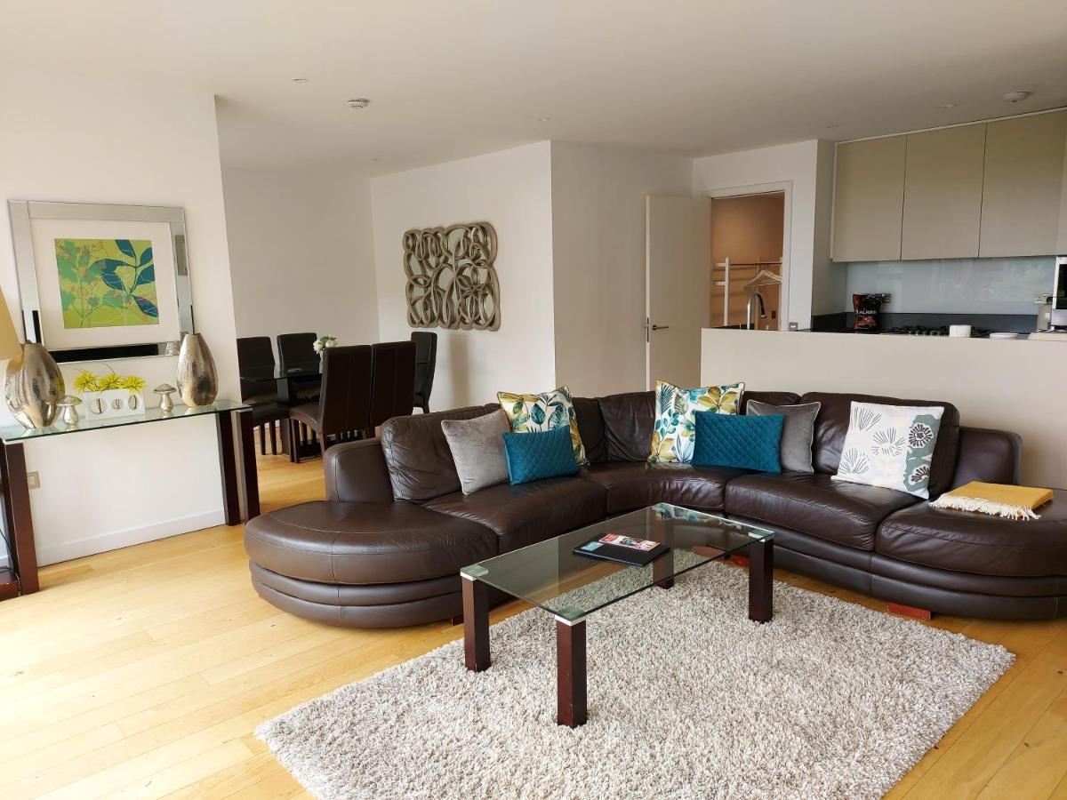 Quartermile Luxury Landing Apartment *