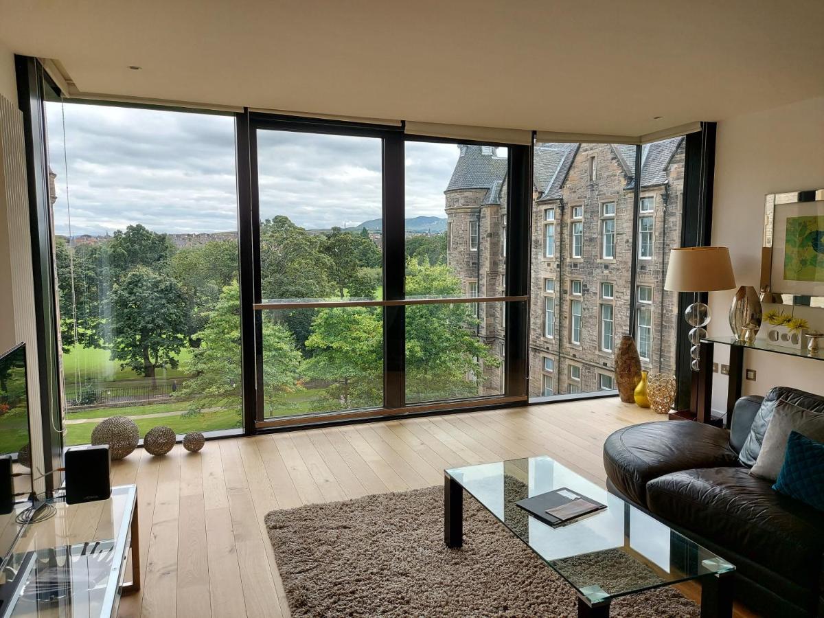 Apartment Quartermile Luxury Landing