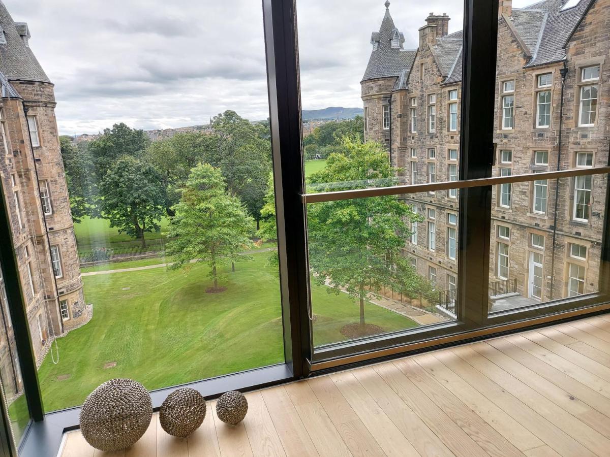 Apartment Quartermile Luxury Landing *