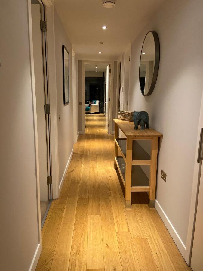 Apartment Quartermile Meadows View 2 Bedroom - With Free Parking *