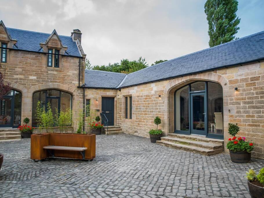 Apartment Stunning 1820s Stables Converted *