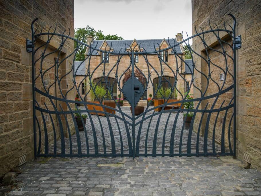 Apartment Stunning 1820s Stables Converted