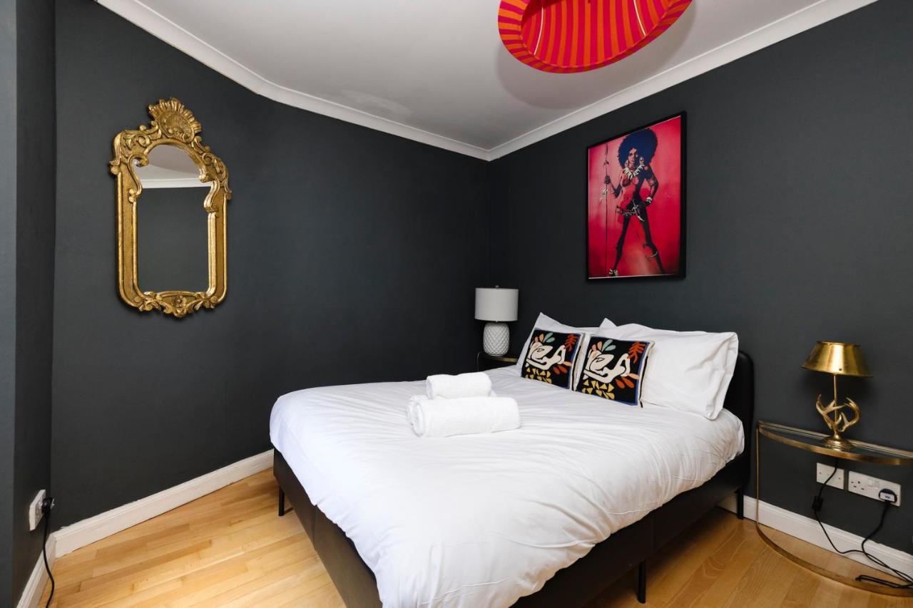 Joivy Charming With Patio Nearby The Castle Apartment *