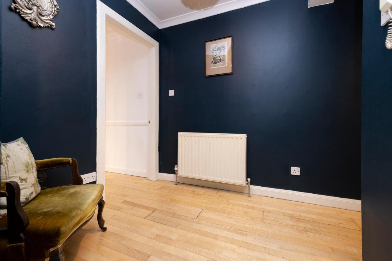 Apartment Joivy Charming With Patio Nearby The Castle