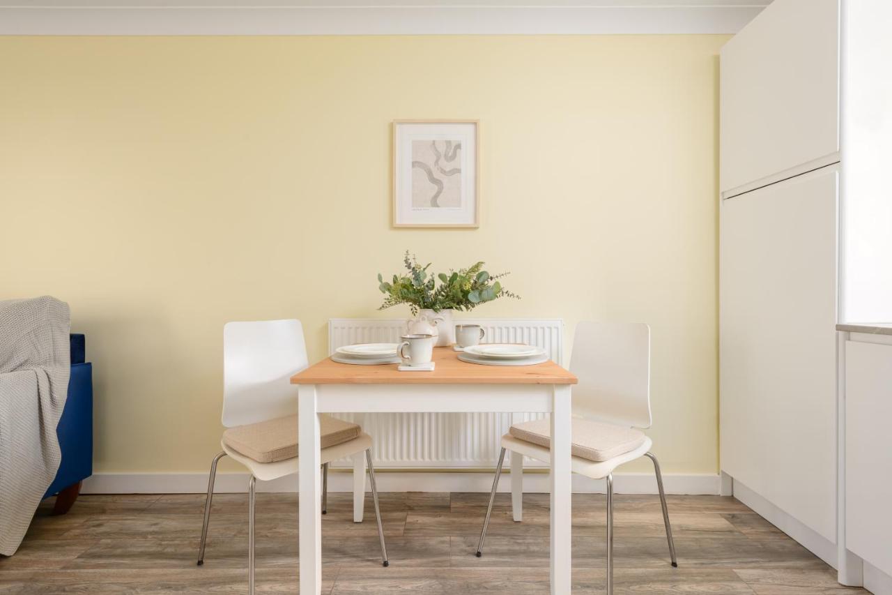 The Dean Village Apartment - Free Parking Edinburgh