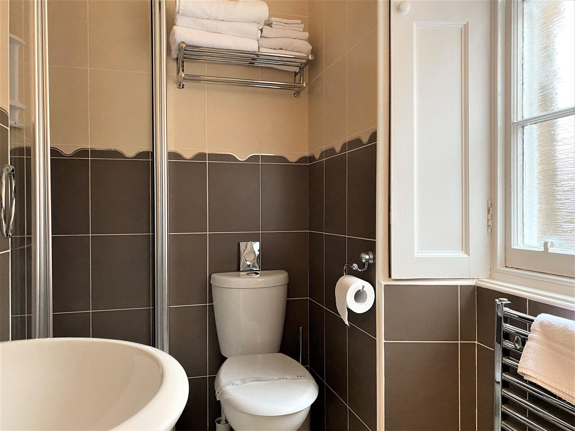 Guest house Glenalmond House 4*