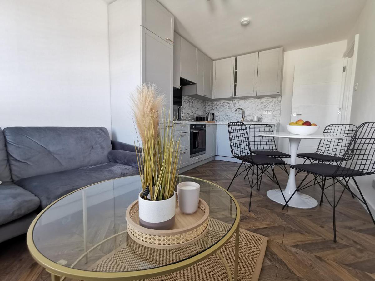 Lolo Apartment *