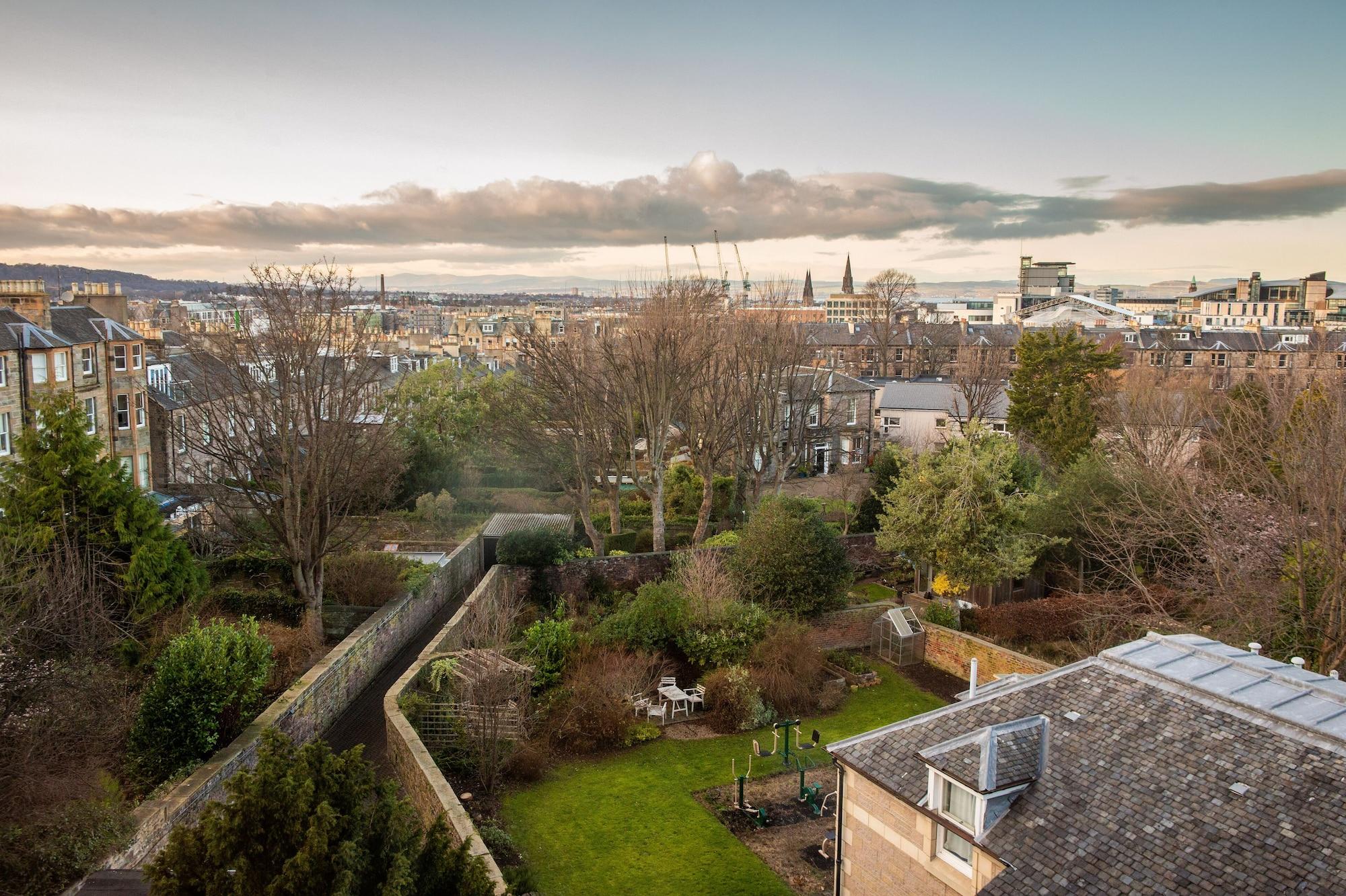 The Bruntsfield Hotel 4*