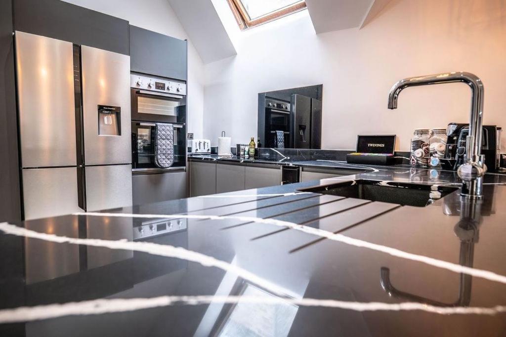 Luxury Royal Mile Boutique 2bedroom Apartment *