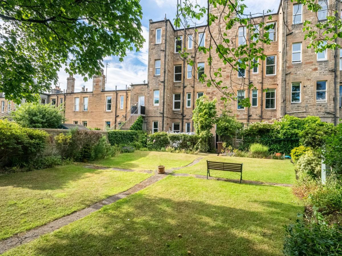 Pass The Keys Quiet 2beds Flat With High Ceilings And Great Views * EDI
