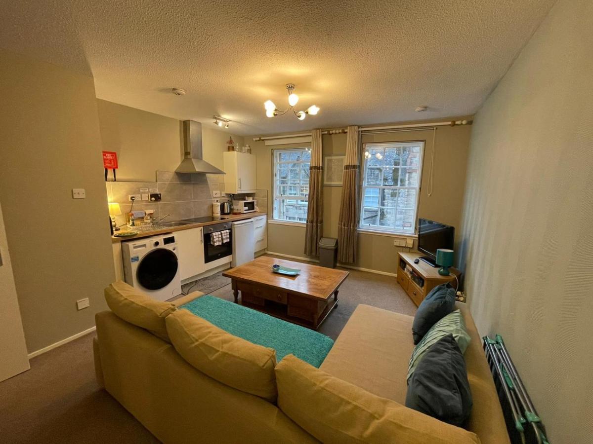 One Bedroom Websters Land Flat - Grassmarket Apartment *