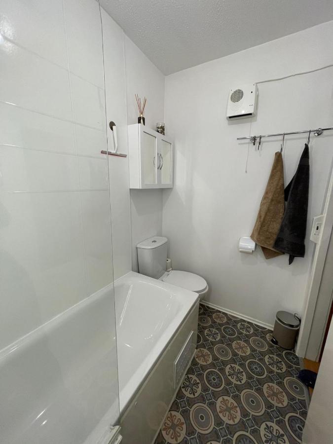 One Bedroom Websters Land Flat - Grassmarket Edinburgh